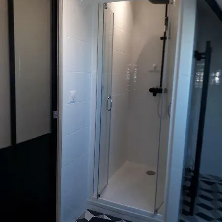 アパート La Famiglia